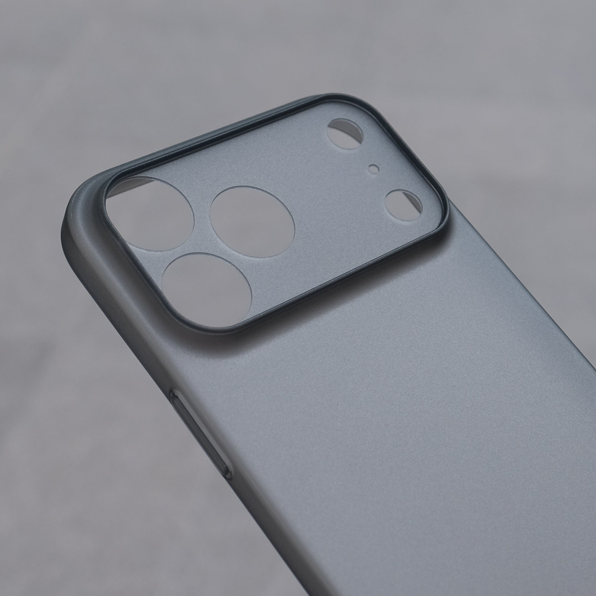 Trellix Naked - for iPhone 17 Pro