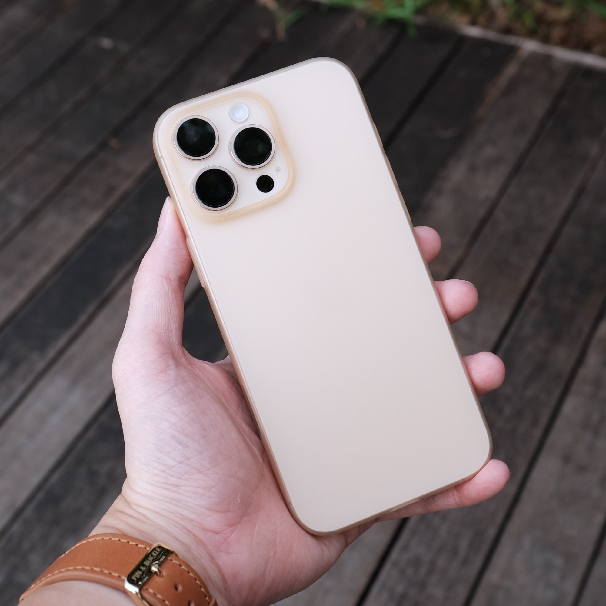 Trellix Naked - for iPhone 16 Pro