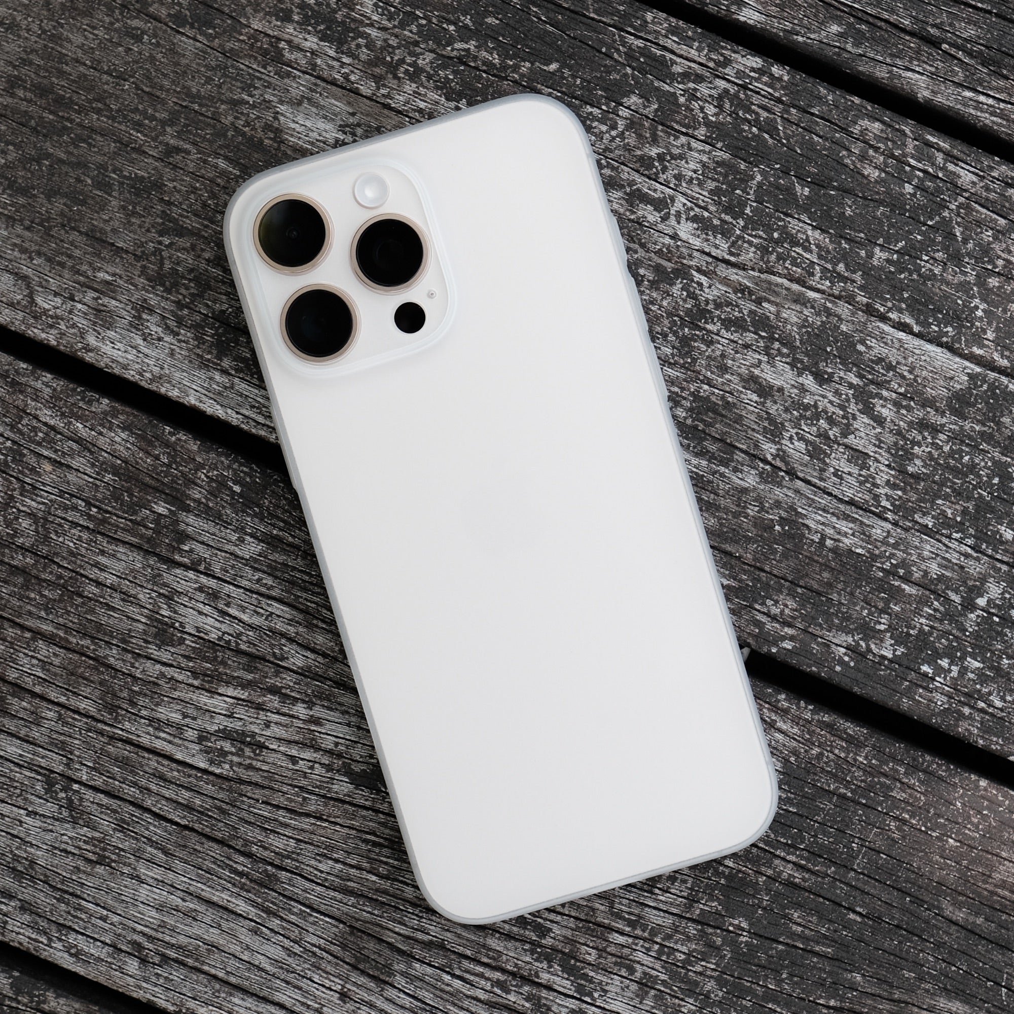 Trellix Naked - for iPhone 16 Pro Max
