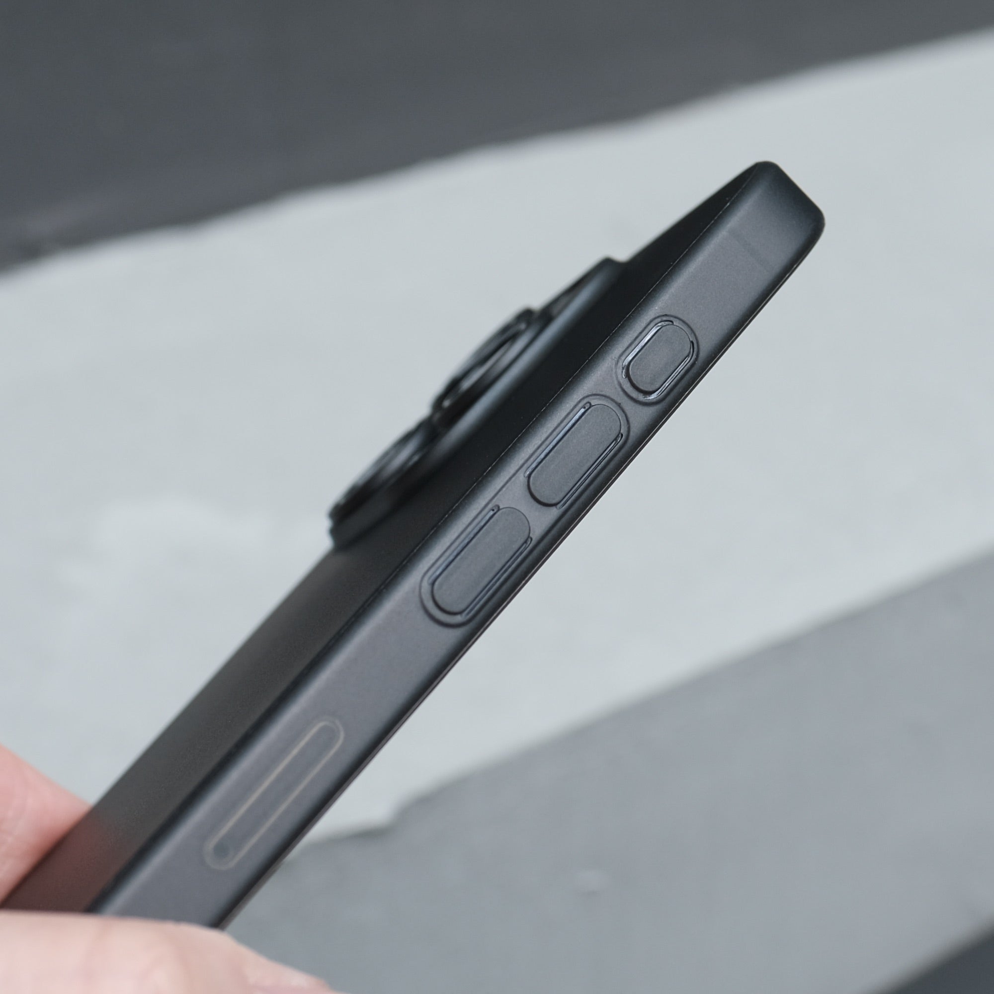 Trellix Naked - for iPhone 16 Pro Max