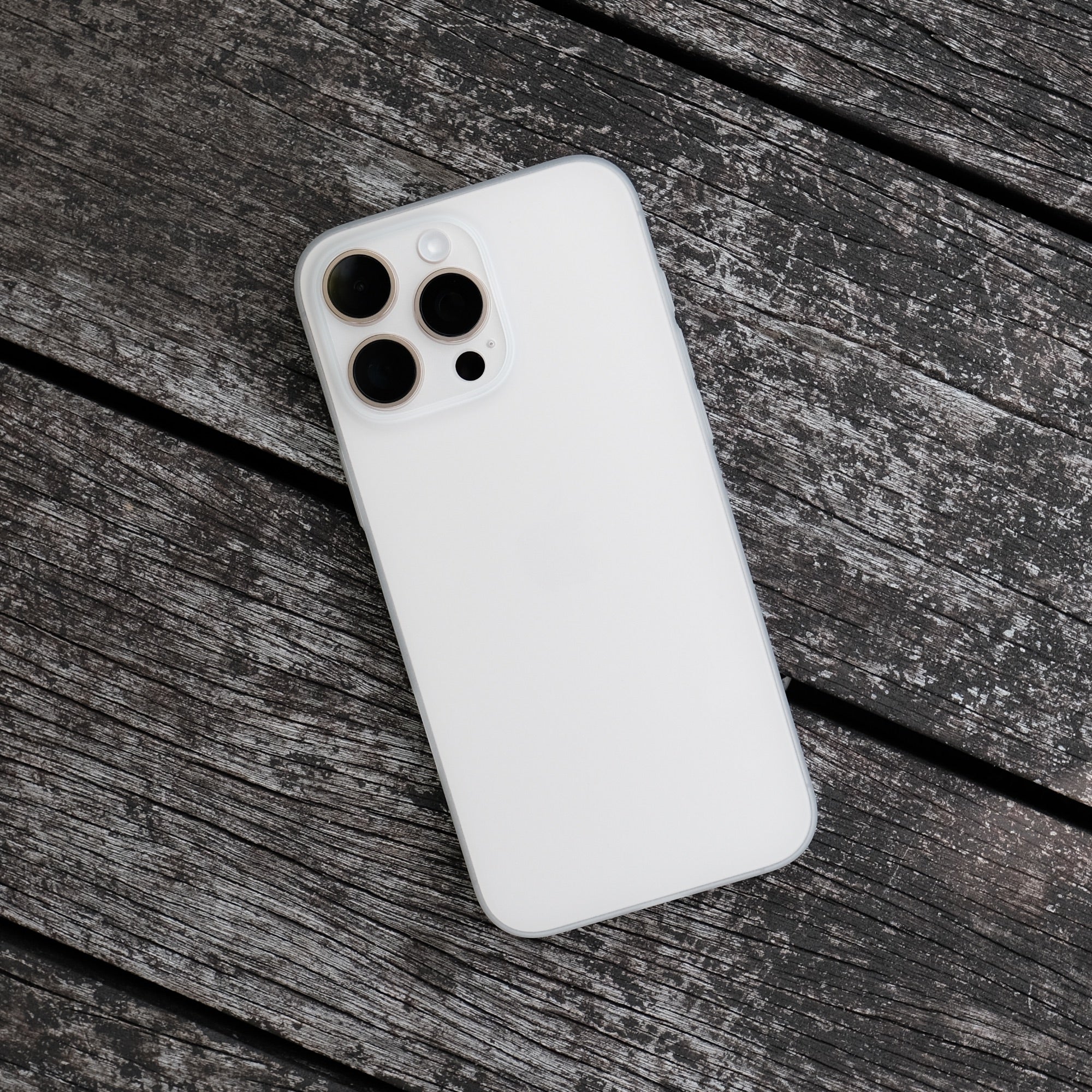 Trellix Naked - for iPhone 16 Pro