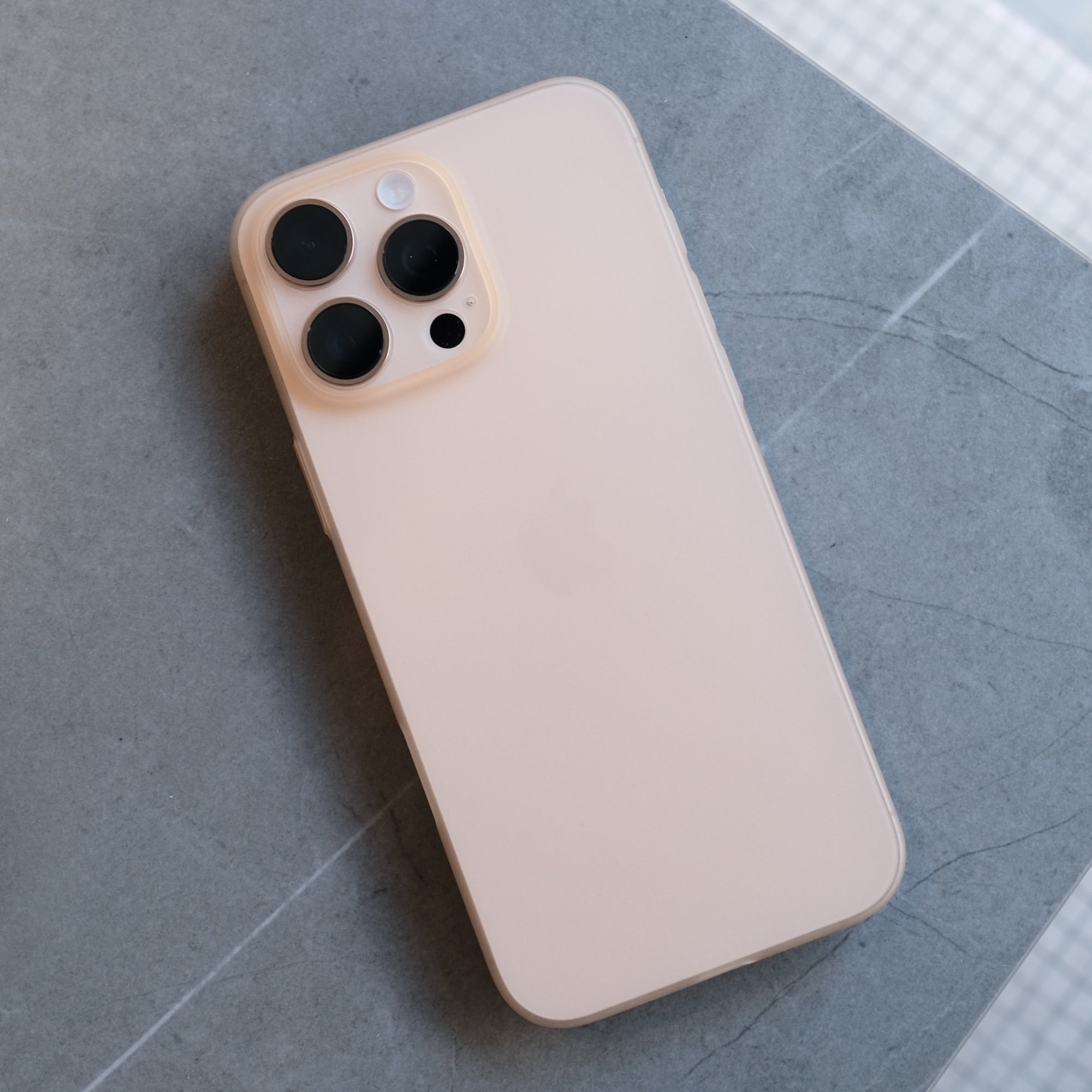 Trellix Naked - for iPhone 16 Pro Max