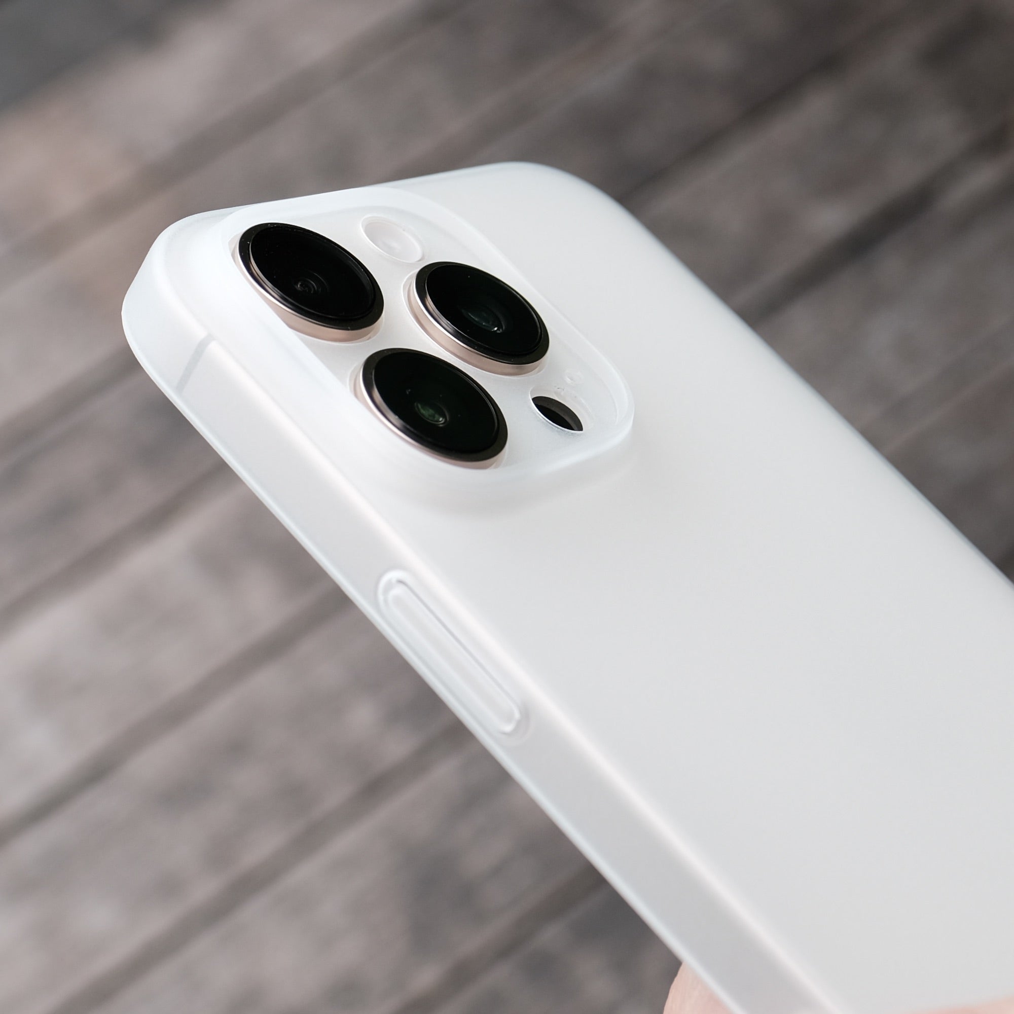 Trellix Naked - for iPhone 16 Pro Max