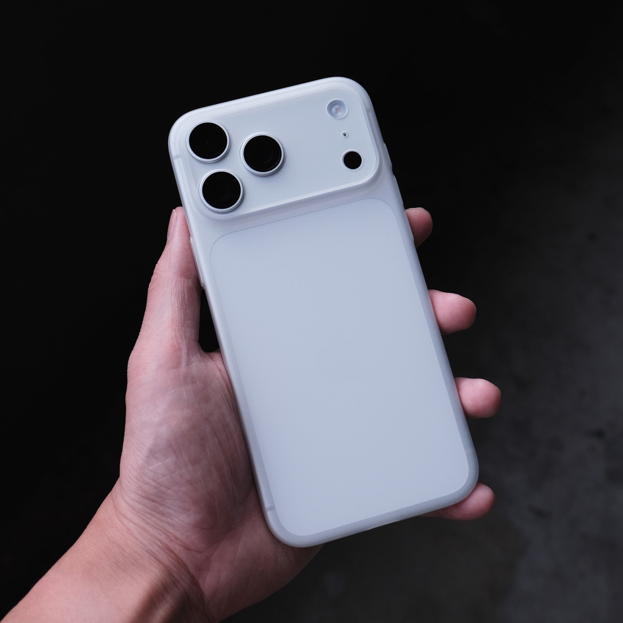 Trellix Naked - for iPhone 17 Pro