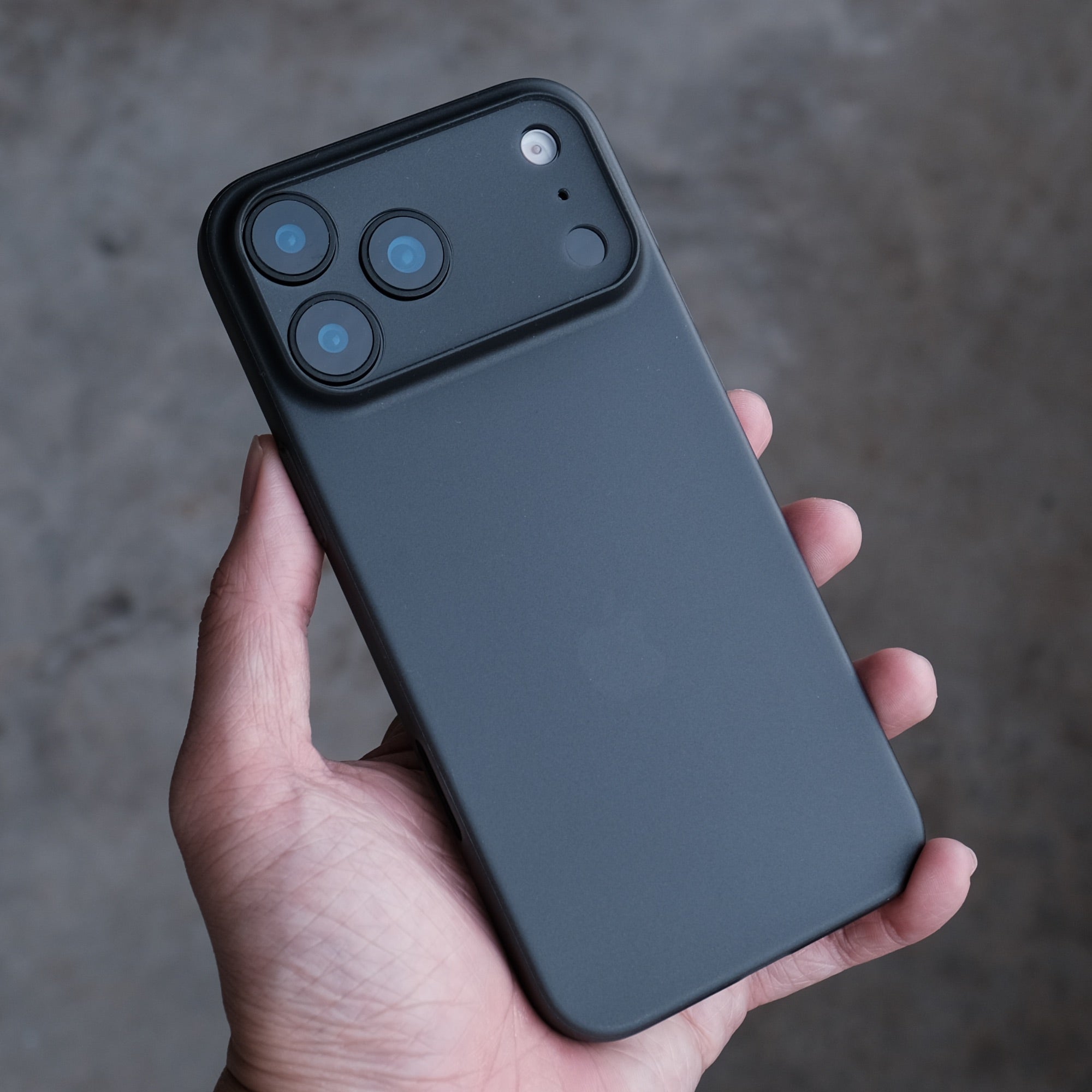 Trellix Naked - for iPhone 17 Pro Max